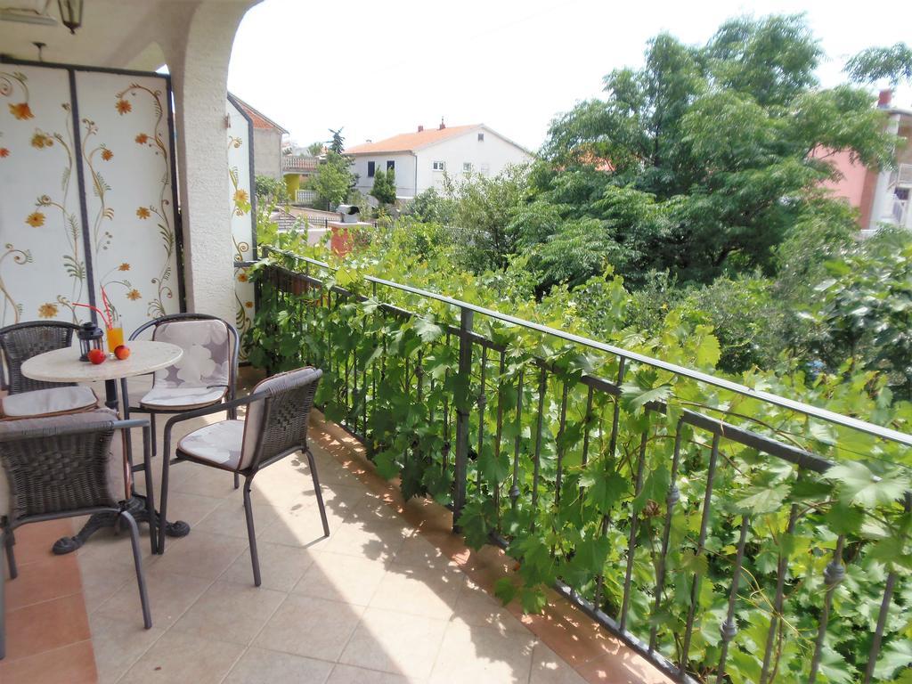 Apartments Casper Novi Vinodolski Εξωτερικό φωτογραφία