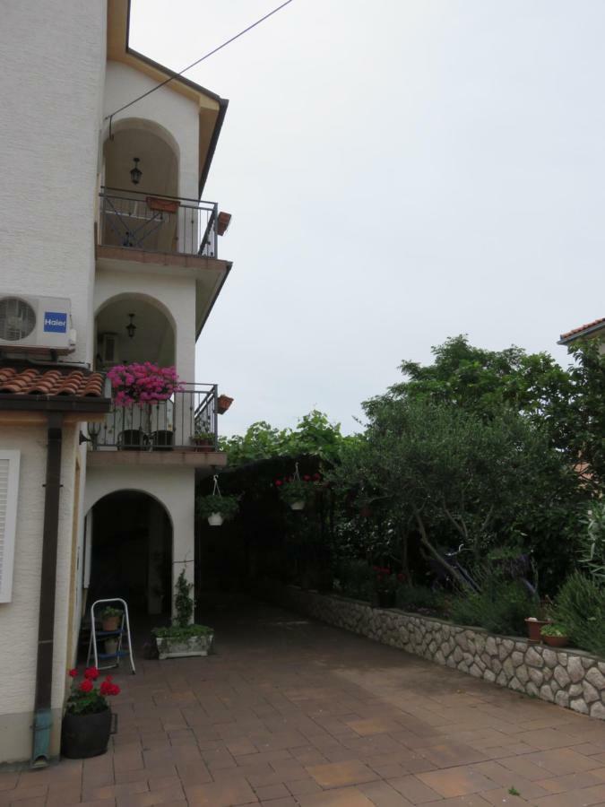 Apartments Casper Novi Vinodolski Εξωτερικό φωτογραφία