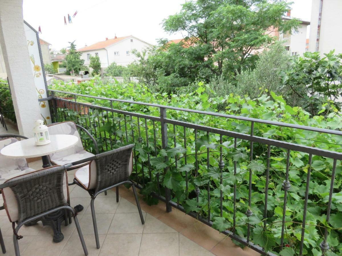 Apartments Casper Novi Vinodolski Εξωτερικό φωτογραφία